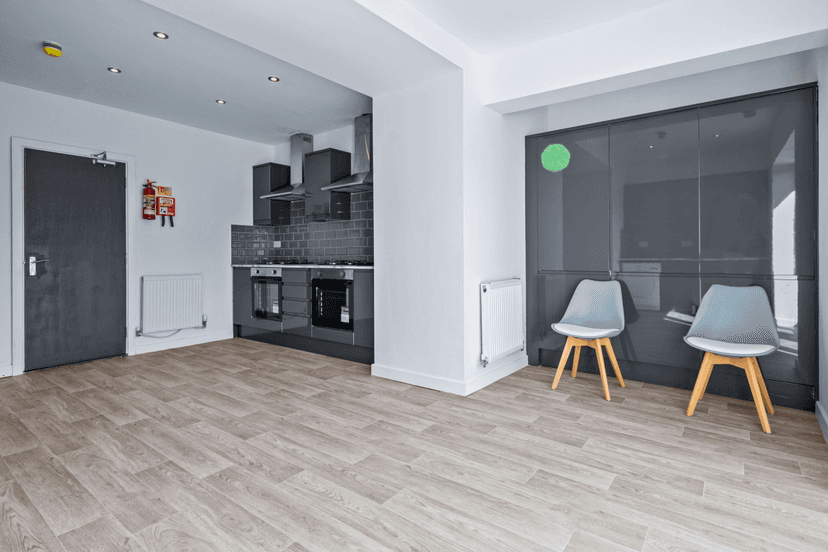 72 Walter Road, Swansea - Image 24