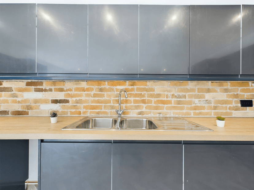 7 Christina Street, Swansea - Image 9