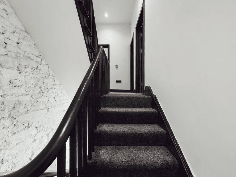 7 Christina Street, Swansea - Image 14