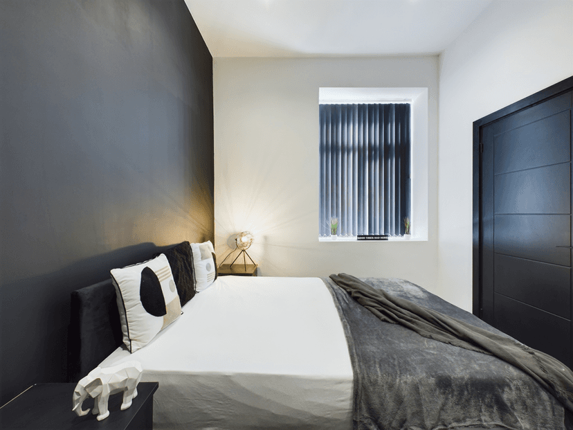 7 Christina Street, Swansea - Image 18