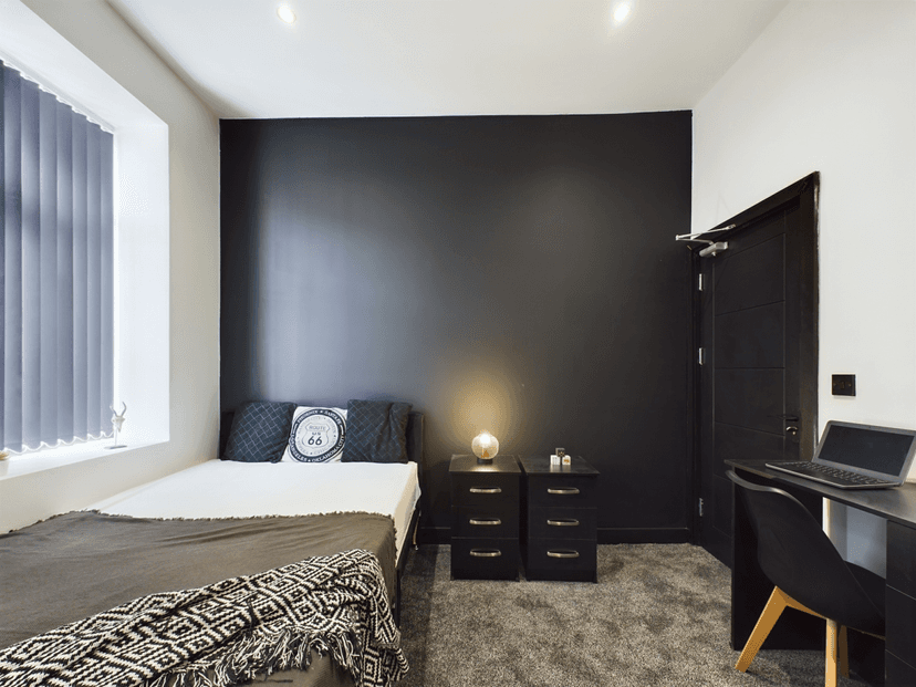 7 Christina Street, Swansea - Image 20