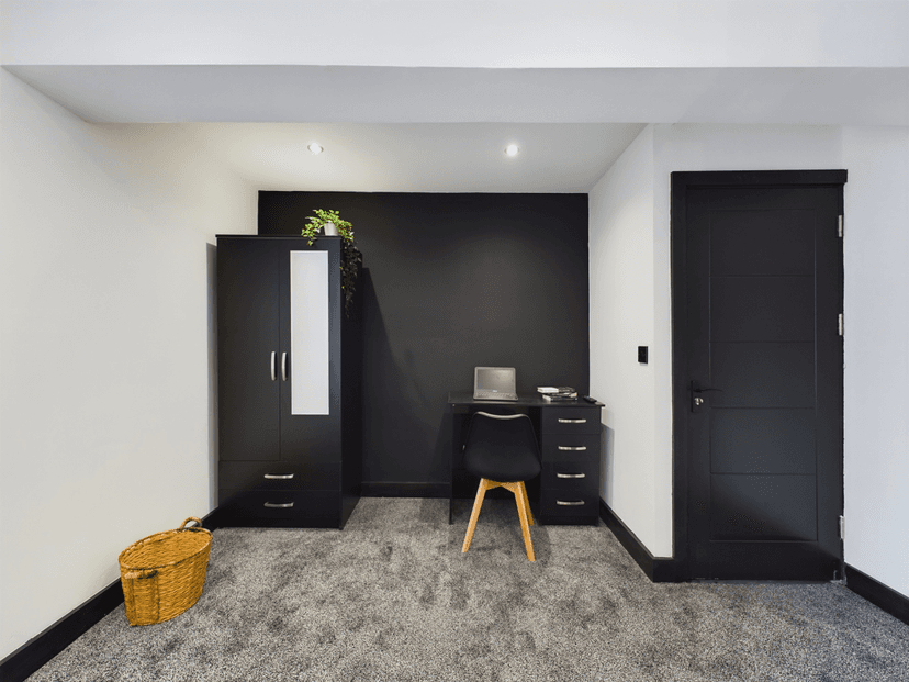 7 Christina Street, Swansea - Image 26