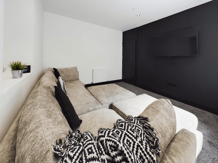 7 Christina Street, Swansea - Image 31