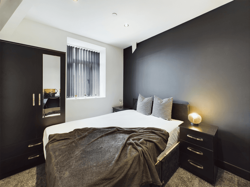 7 Christina Street, Swansea - Image 39