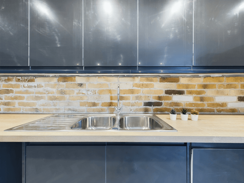 7 Christina Street, Swansea - Image 19