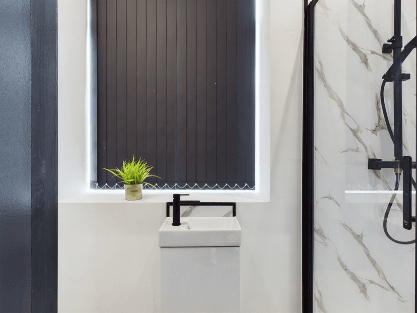 7 Christina Street, Swansea - Image 21