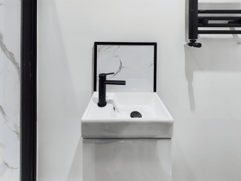 7 Christina Street, Swansea - Image 23