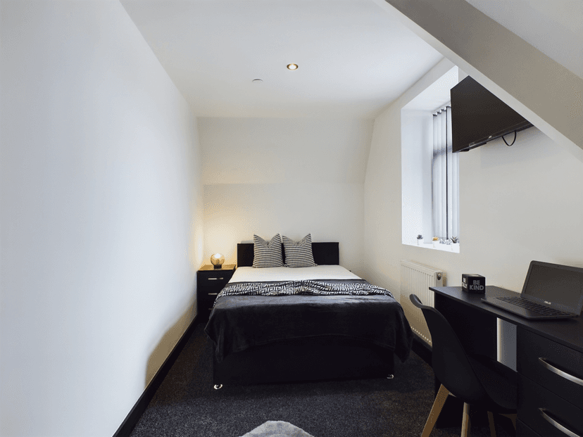 7 Christina Street, Swansea - Image 34