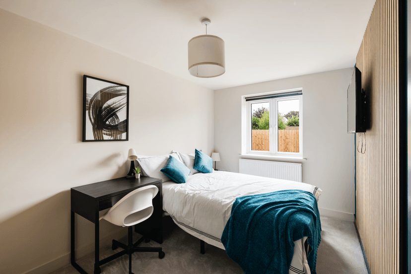 2 Coniston Road, Patchway, Bristol - Image 1