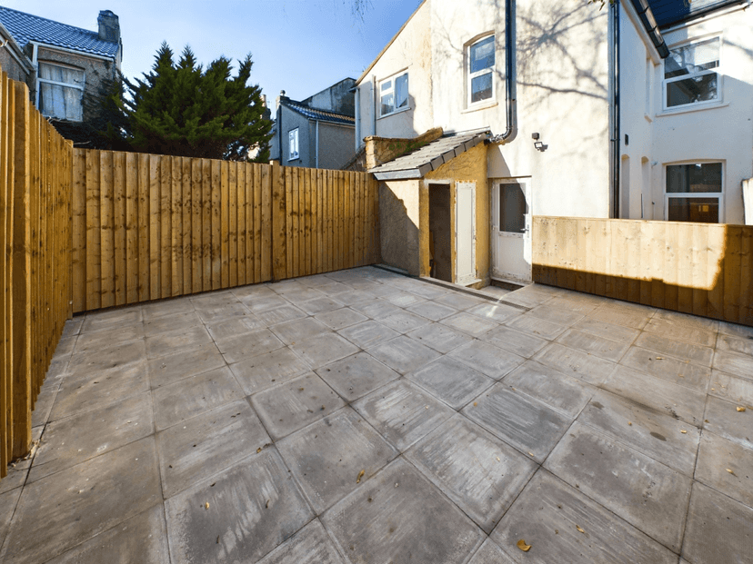 Cooksley Road, Bristol - Image 9