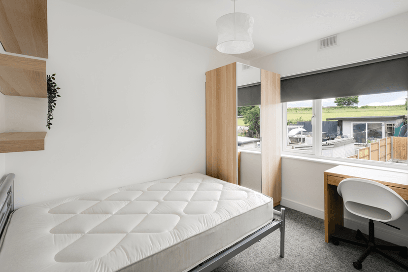 Haydon Gardens, Bristol - Image 9