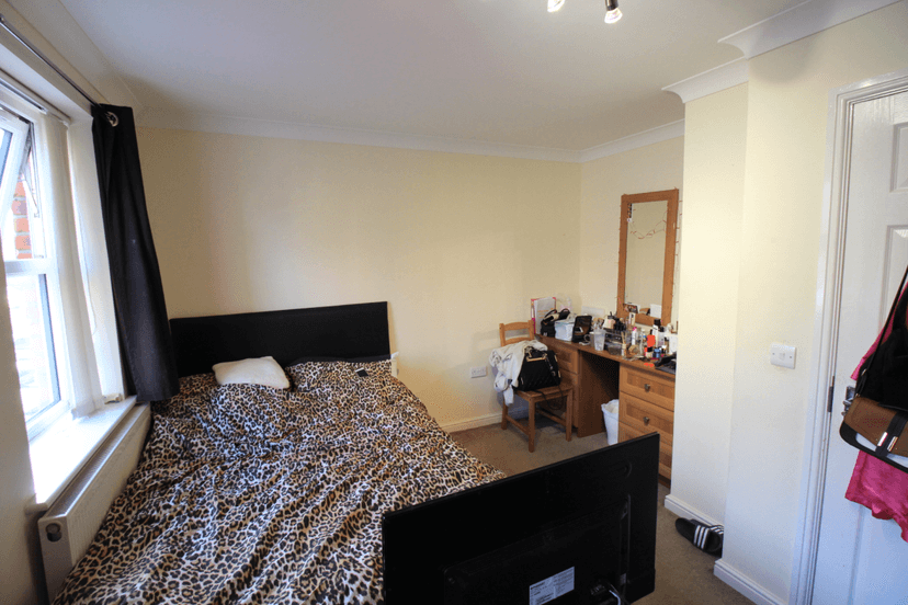 6 Bandy Fields Place M7 2ZT - Image 6