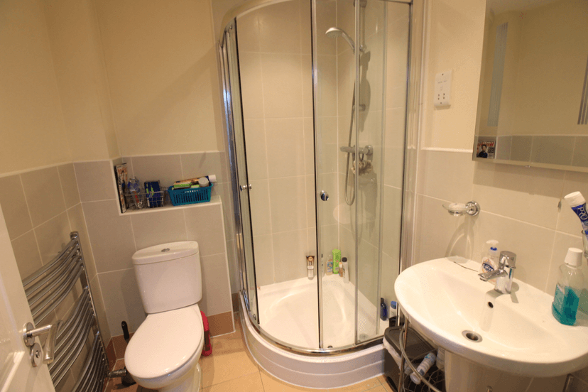 6 Bandy Fields Place M7 2ZT - Image 12