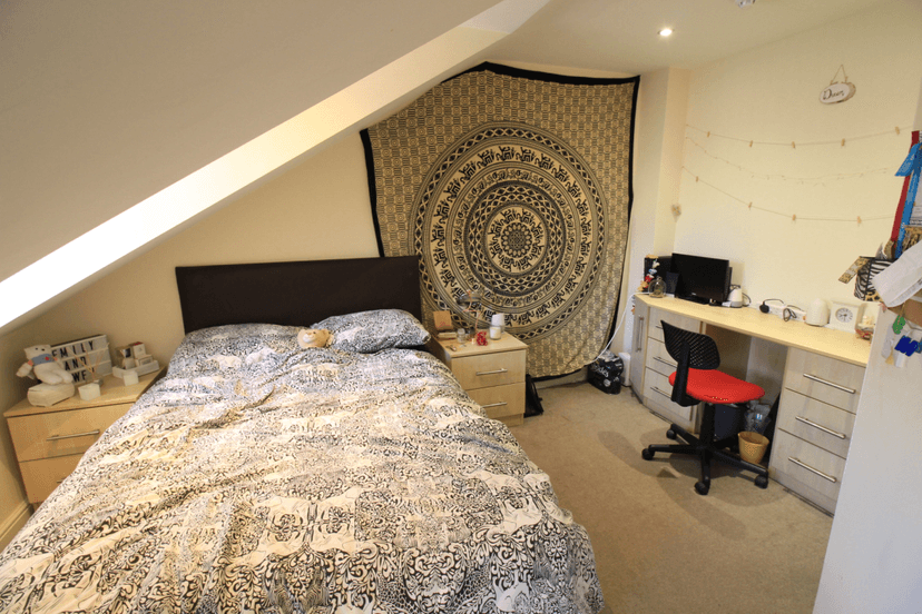 6 Bandy Fields Place M7 2ZT - Image 13