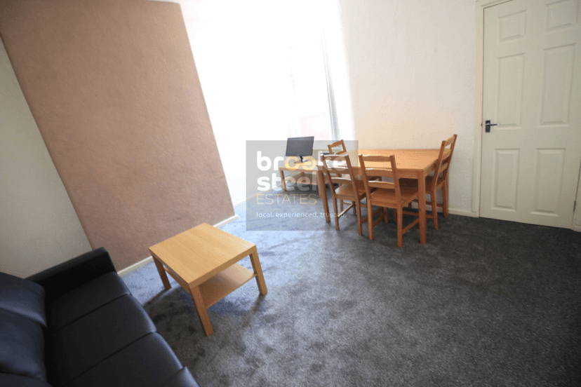 41 MacKenzie Road, Salford - Image 6