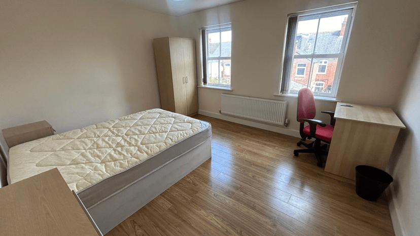 70 Eastleigh Road, Leicester - Image 10