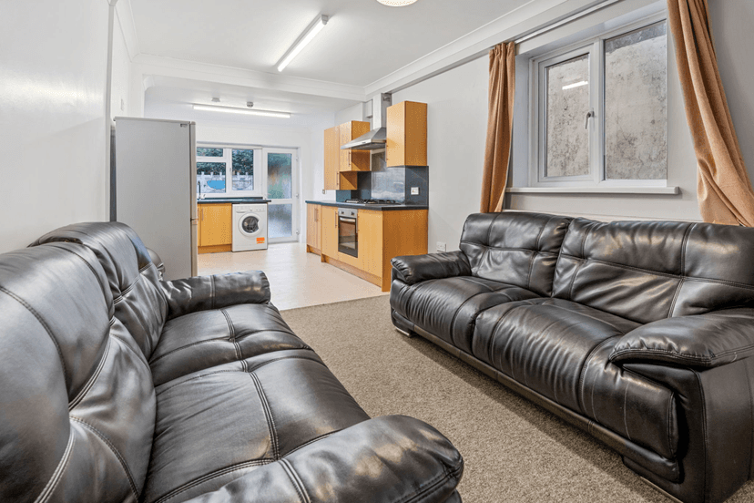 Saint Helen's Avenue, Swansea - Image 4