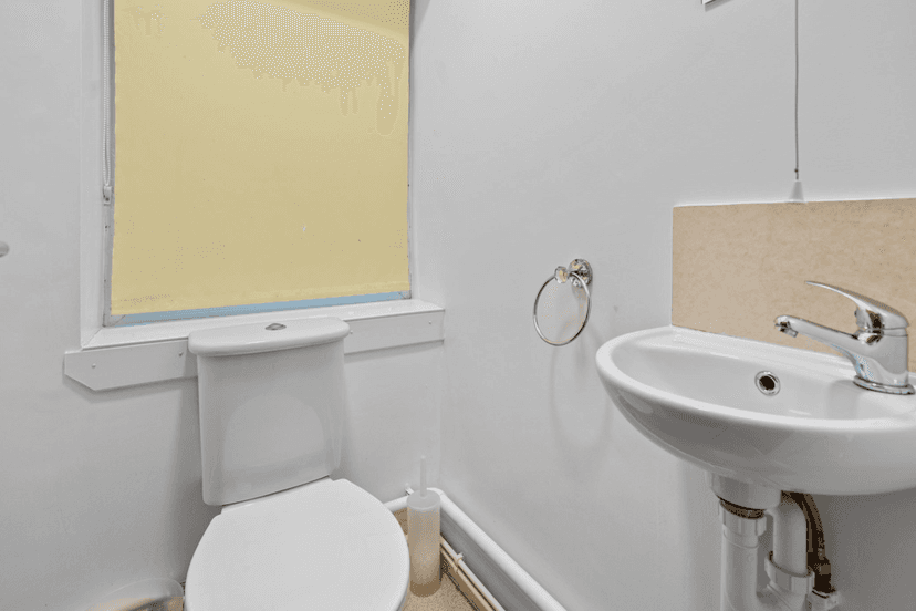 Saint Helen's Avenue, Swansea - Image 5