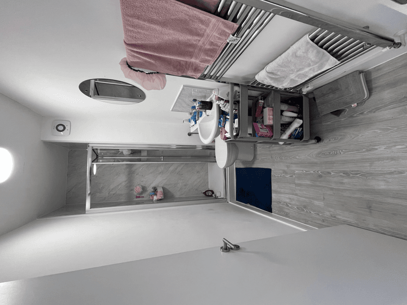 24 Fifth Avenue, Lancing - Image 6