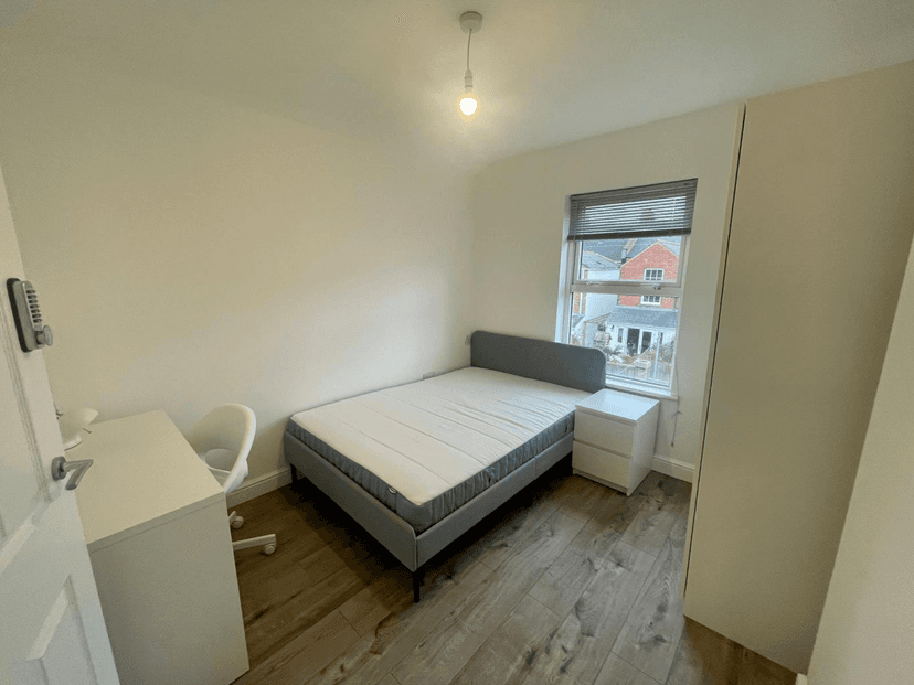 29 Pinhoe Road, Exeter, EX4 - Image 11