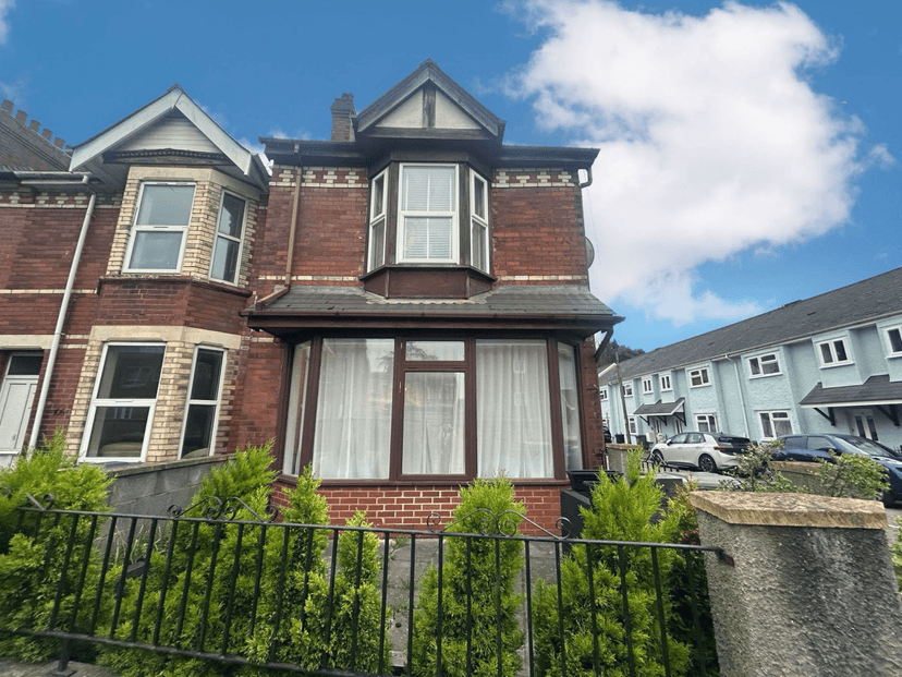 105a Bonhay Road, St Davids, Exeter, EX4 - Image 2