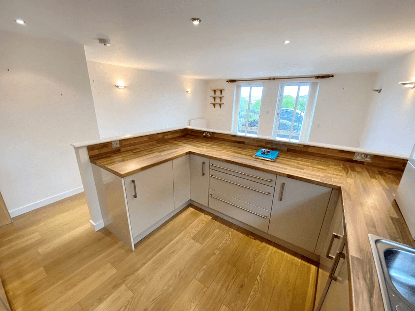 Belvedere Court St Davids Hill, St Davids, Exeter, EX4 - Image 2