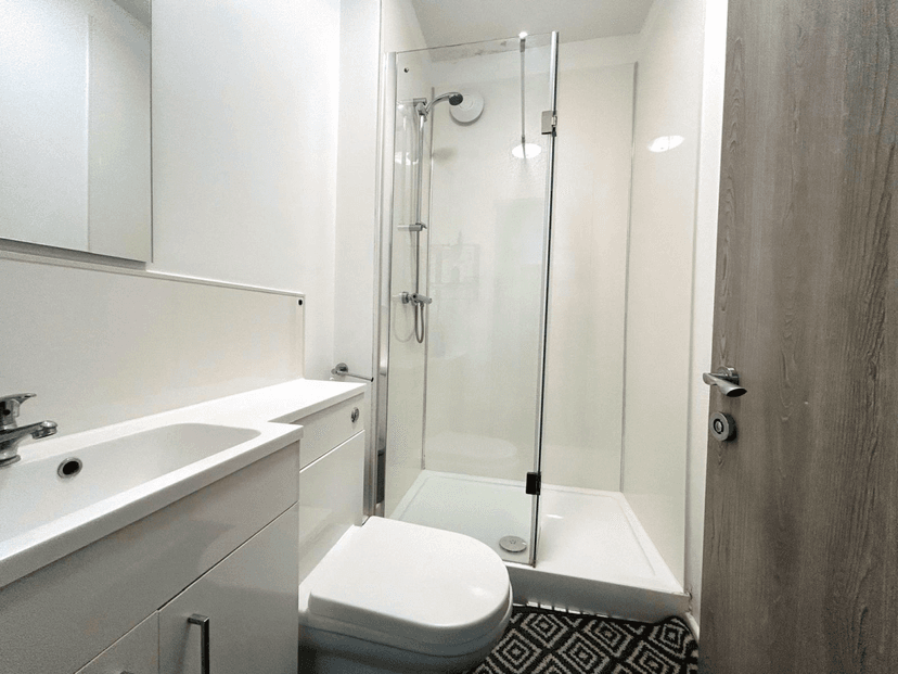 1 MAIN - New North Road, Central, Exeter, EX4 - Image 3