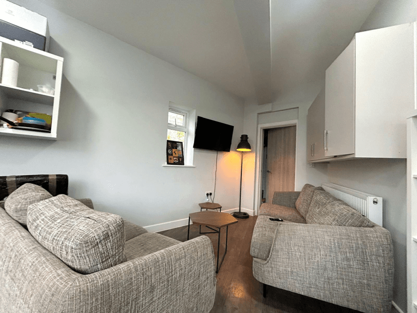 1 MAIN - New North Road, Central, Exeter, EX4 - Image 4