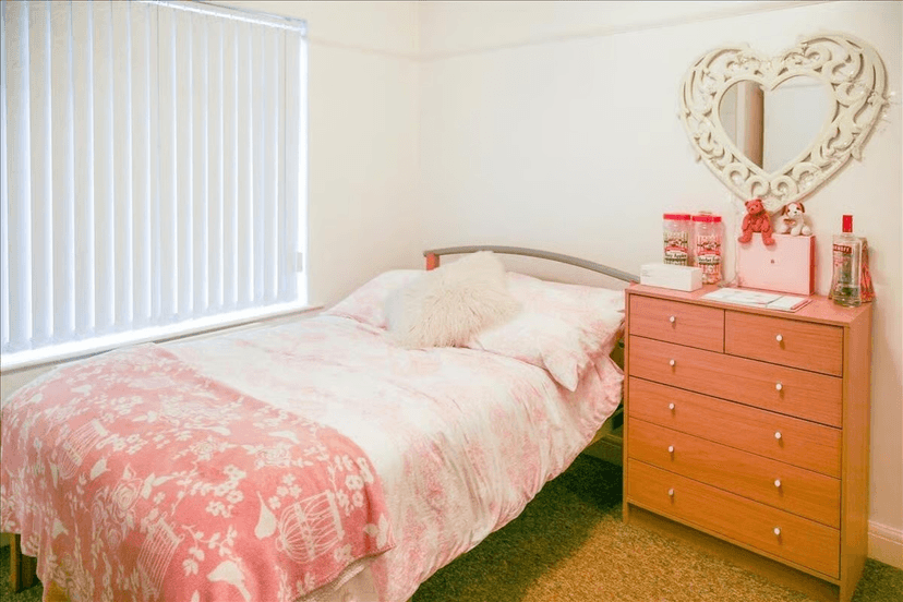 Derwentwater Terrace, Leeds - Image 16