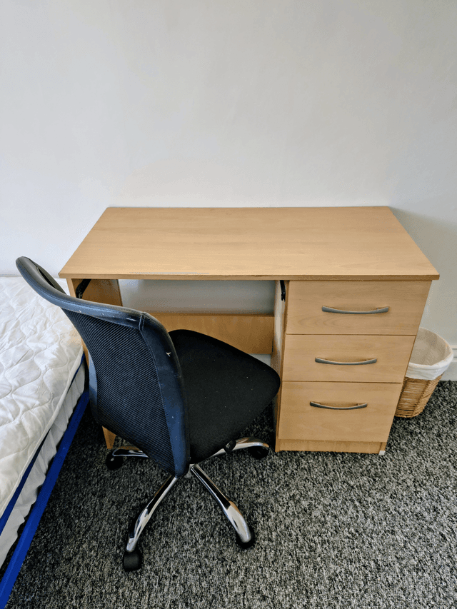 1 bedroom available in HMO in Selly Oak - Image 6