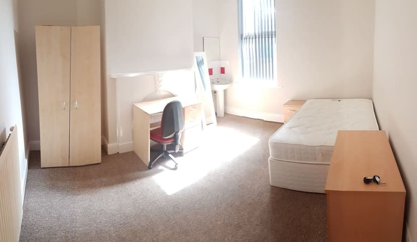 Amherst Road - Image 4