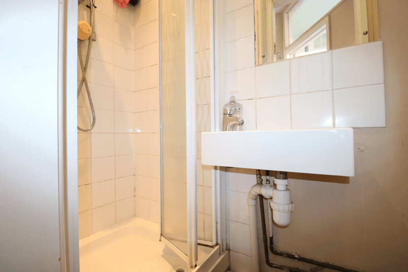 Robert Street, Cathays, Cardiff - Image 6