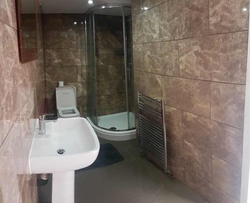 Mauldeth Road - Image 10