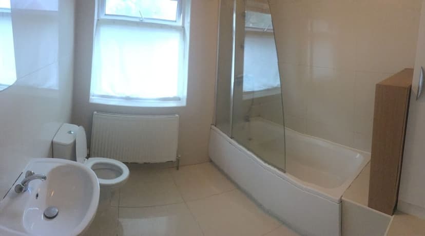 Clifton Avenue - Image 10