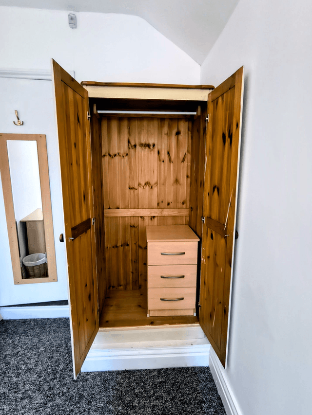 1 bedroom available in HMO in Selly Oak - Image 7