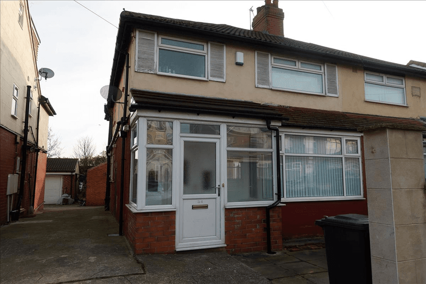 Walmsley Road, Leeds - Image 22
