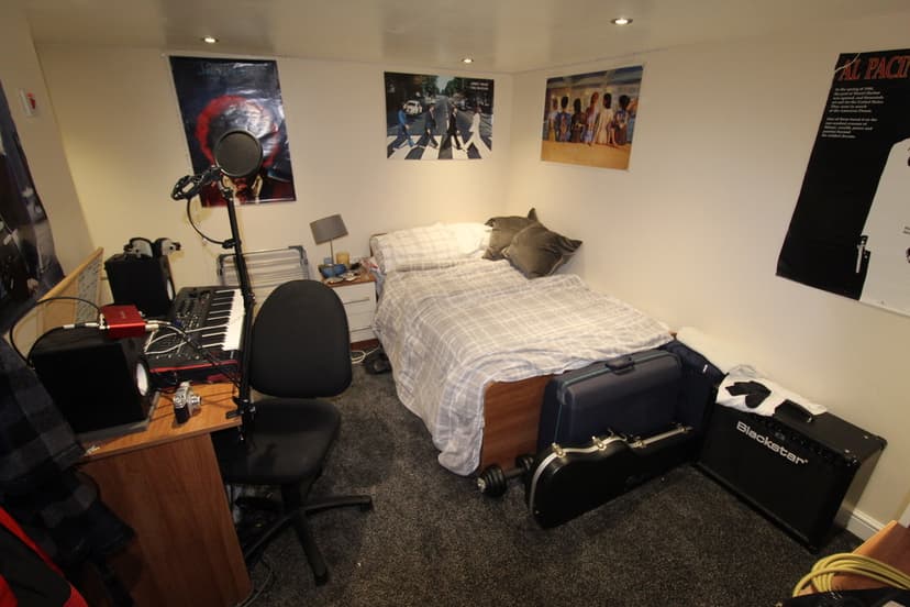 4 Ashwood Terrace, Leeds - Image 3