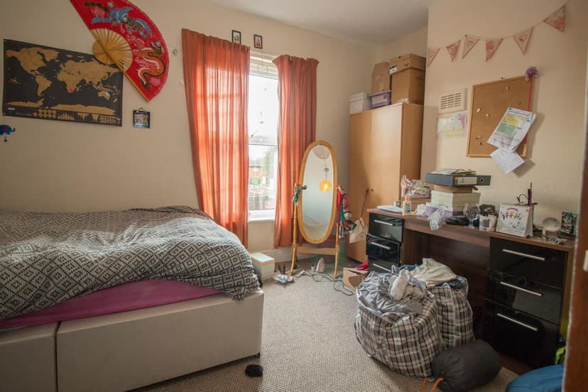 Hill Street - Image 3