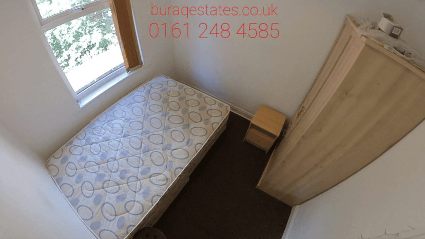 Mornington Crescent - Image 10