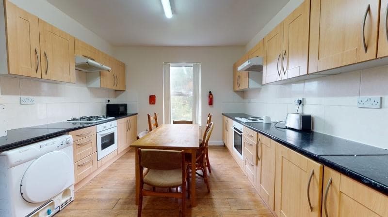 62 CARDIGAN ROAD  - Image 12