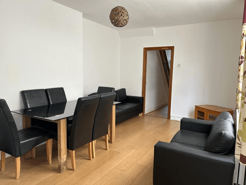 32 Saint Alban's Road, Brynmill, Swansea - Image 1