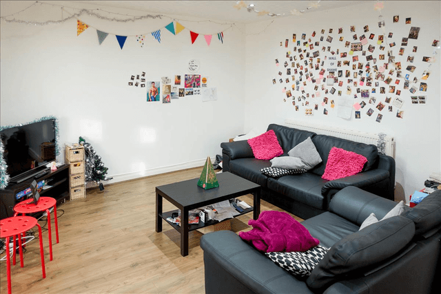 Walmsley Road, Leeds - Image 4