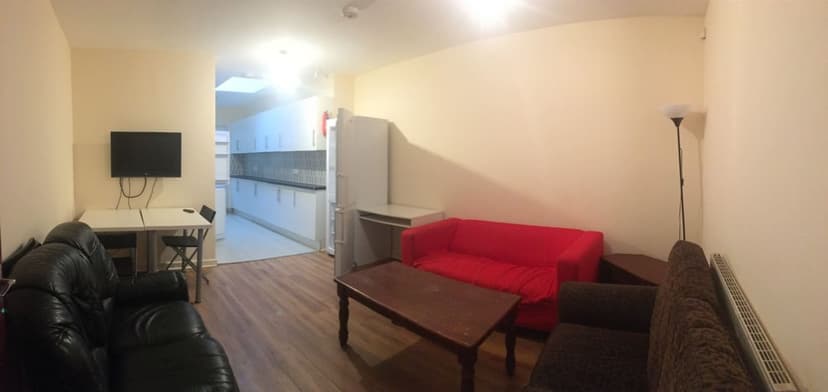 Clifton Avenue - Image 1