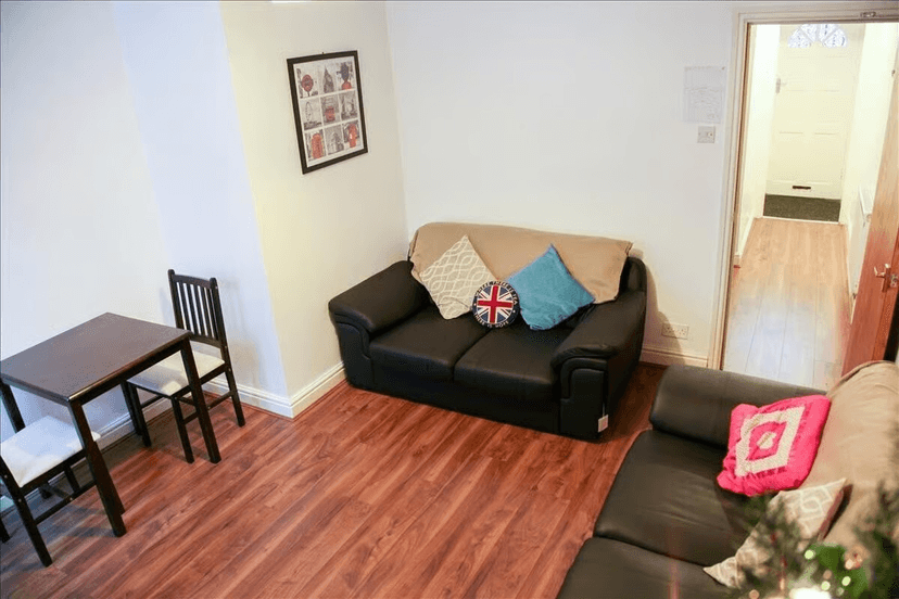 Mayville Road, Leeds - Image 9