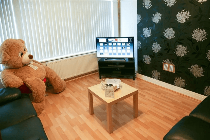 Derwentwater Terrace, Leeds - Image 10