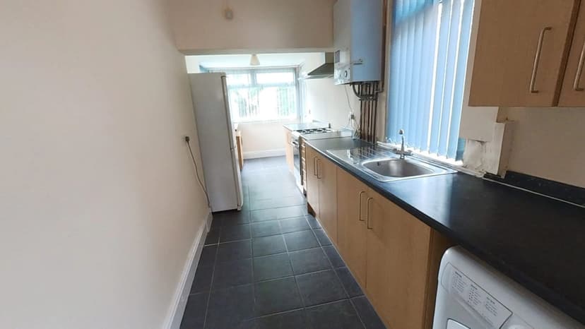 Fairholme Road - Image 5