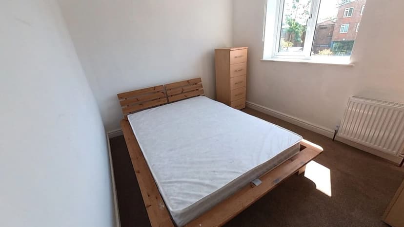 Hathersage - Image 4