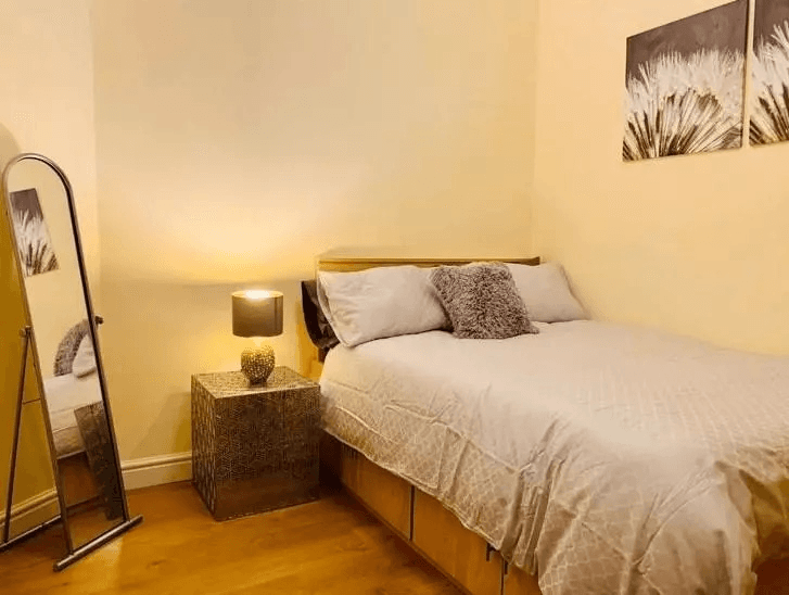  Beverly Road, Manchester - Image 1