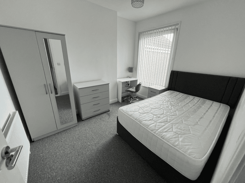 44 Baglan Street, Port Tennant, Swansea - Image 2