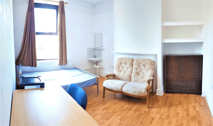 Parsonage Road, Withington - Image 7